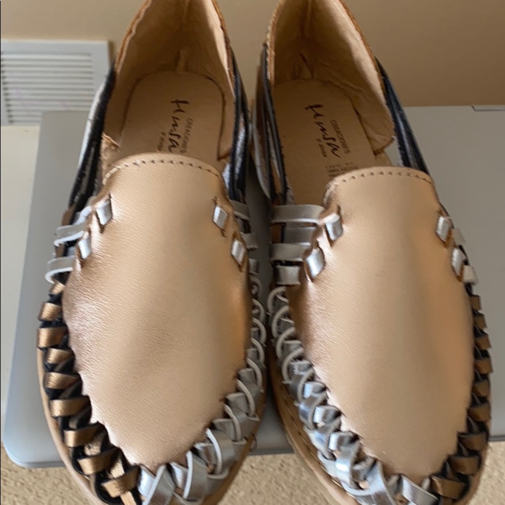 Shoes - Picture 2 of 4